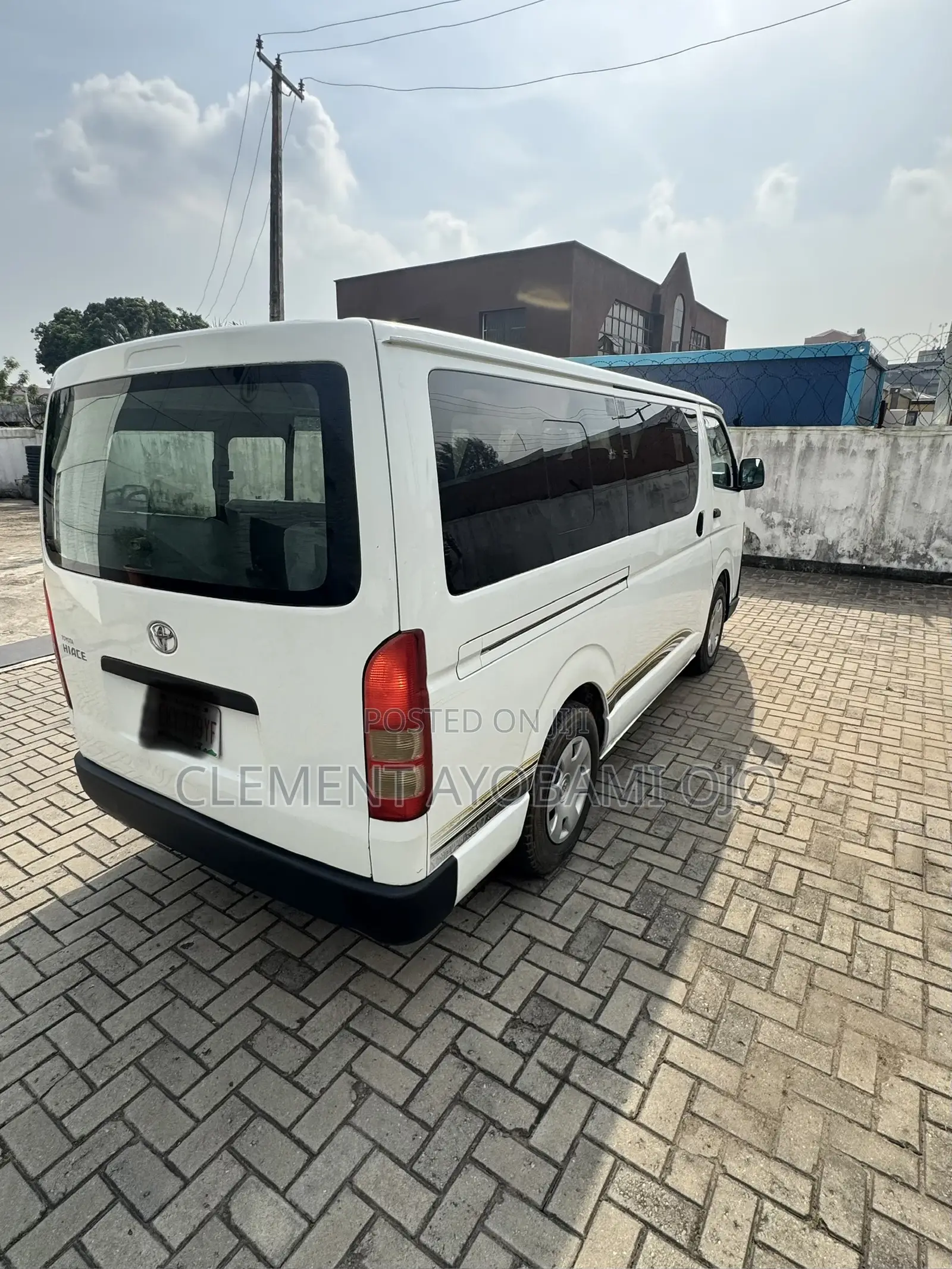 Toyota HiAce 2012 White