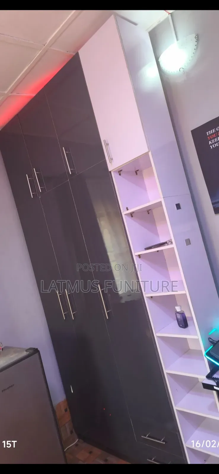 Wardrobe Closet With High Gloss Board
