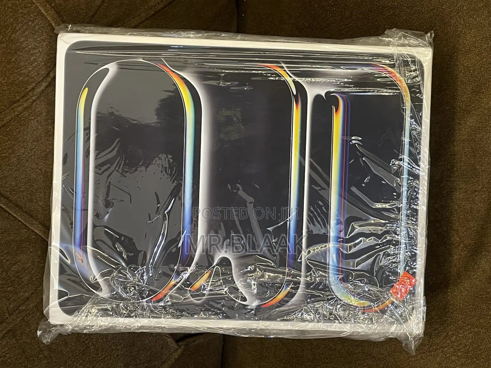 New Apple iPad Pro 13 (2025) 512 GB Black