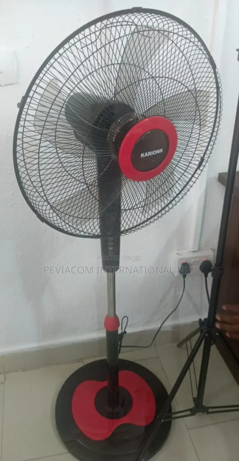 Karionn 16" Fan