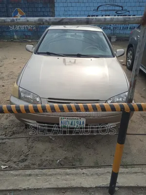 Toyota Camry 2000 Brown