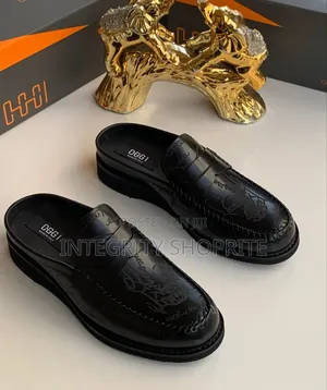 Men Oggi Half Loafers