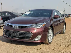 Toyota Avalon XLE 4dr Sedan (3.5L 6cyl 6A) 2014 Maroon