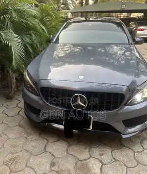 Mercedes-Benz C400 2016 Gray