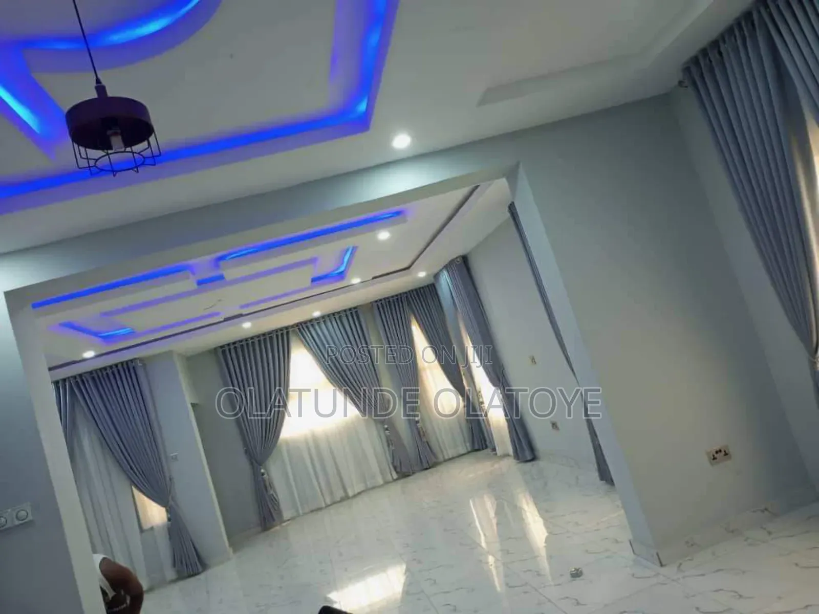 Interior Decorator
