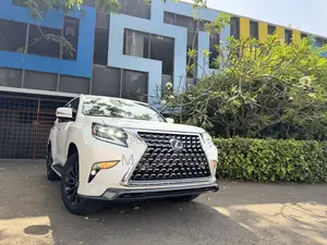Lexus GX 460 AWD 2022 White