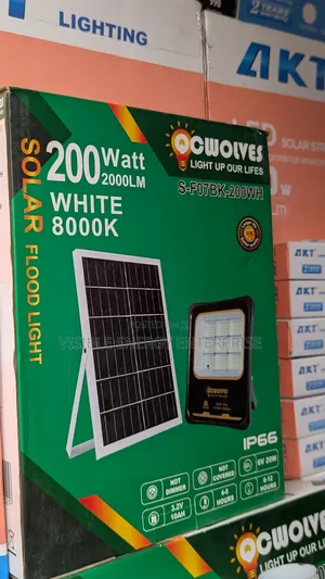 Qc Wolves 200w Solar Flood Light.