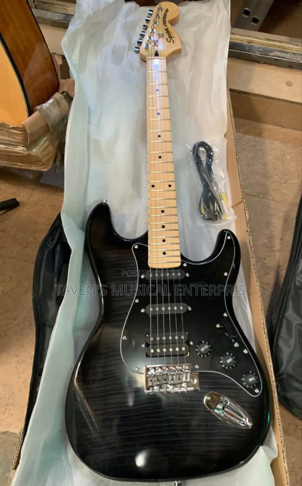 Fender Squier Stratocaster Electric Guitar