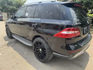 Mercedes-Benz M Class ML 350 4Matic 2012 Black