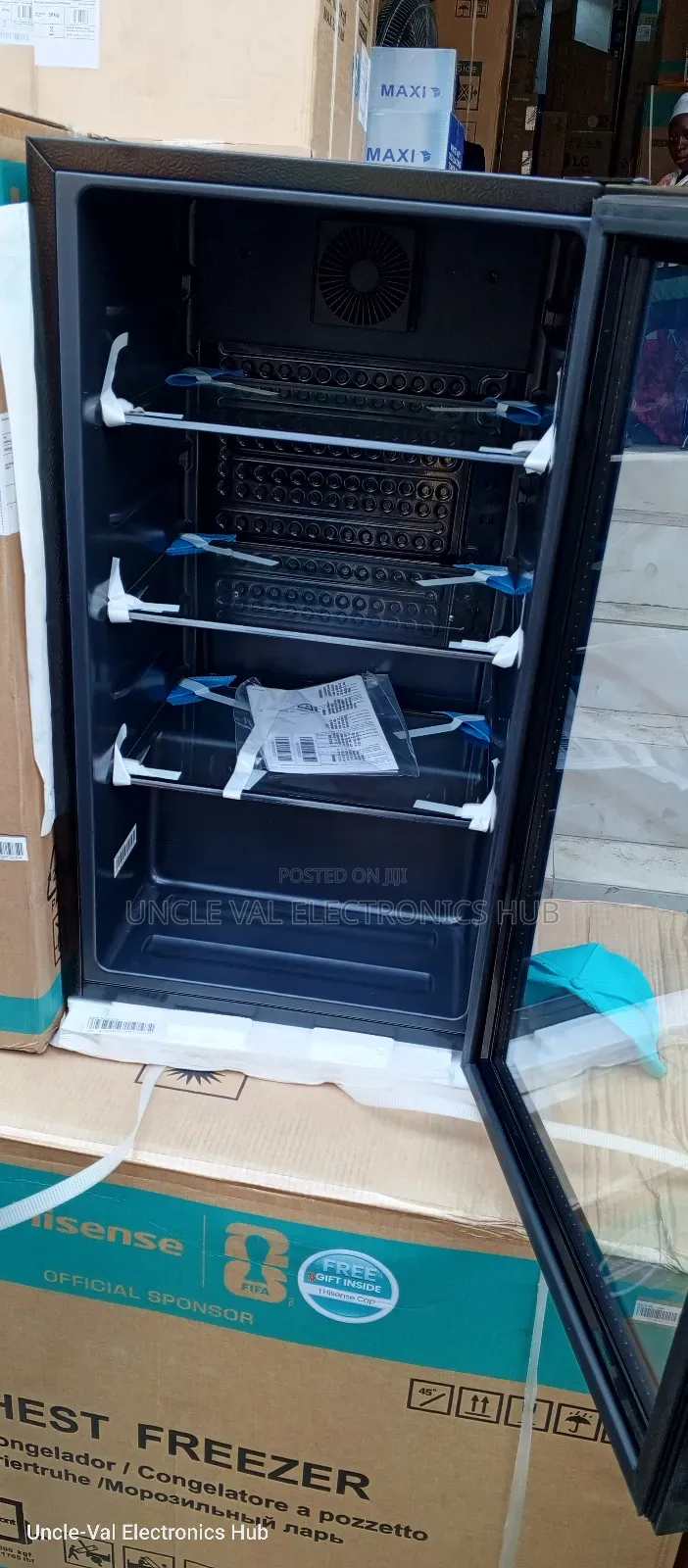 Hisense Showcase Chiller (Table Top)