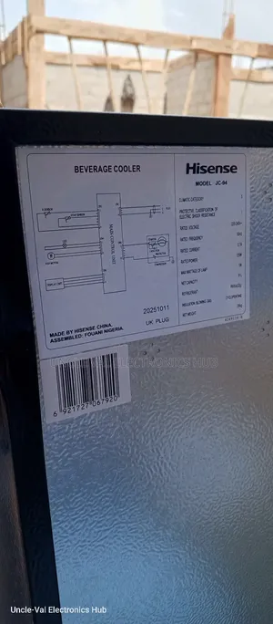 Hisense Showcase Chiller (Table Top)