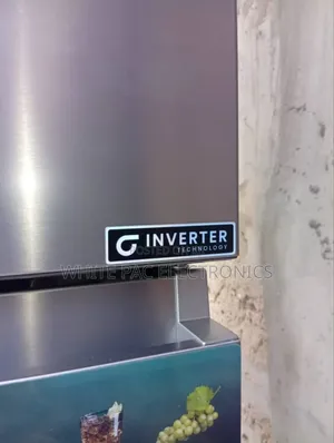 Hisense Inverter 560 L 4 Doors Refrigerator Water Dispenser  Ice Cube