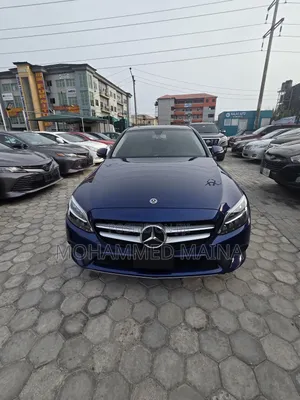 Mercedes-Benz C300 2020 Blue