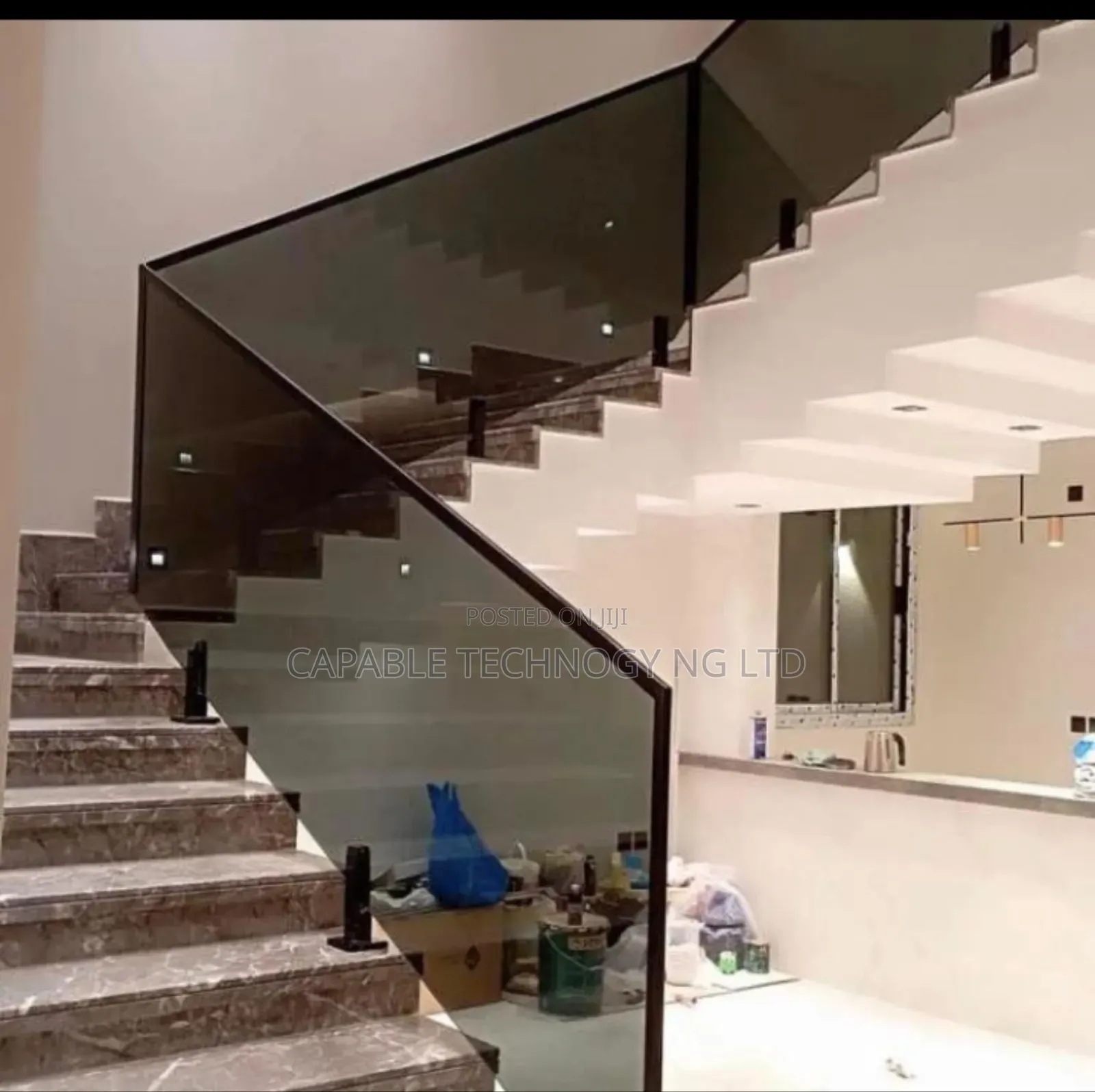 Frameless Staircase Handrail