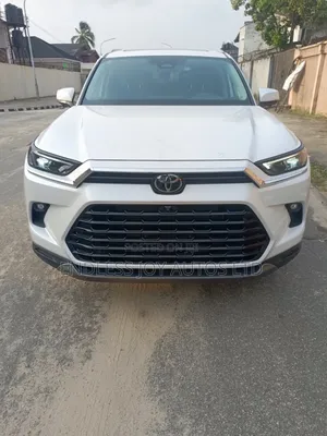 Toyota Highlander Platinum AWD 2024 White