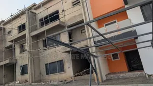 5bdrm House in Asabe And Dantata, Life Camp for sale
