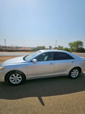 Toyota Camry LE 4dr Sedan (2.5L 4cyl 6AM) 2010 Silver