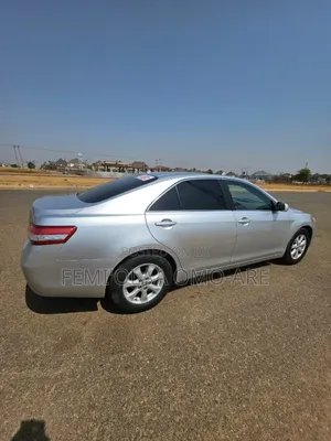 Toyota Camry LE 4dr Sedan (2.5L 4cyl 6AM) 2010 Silver