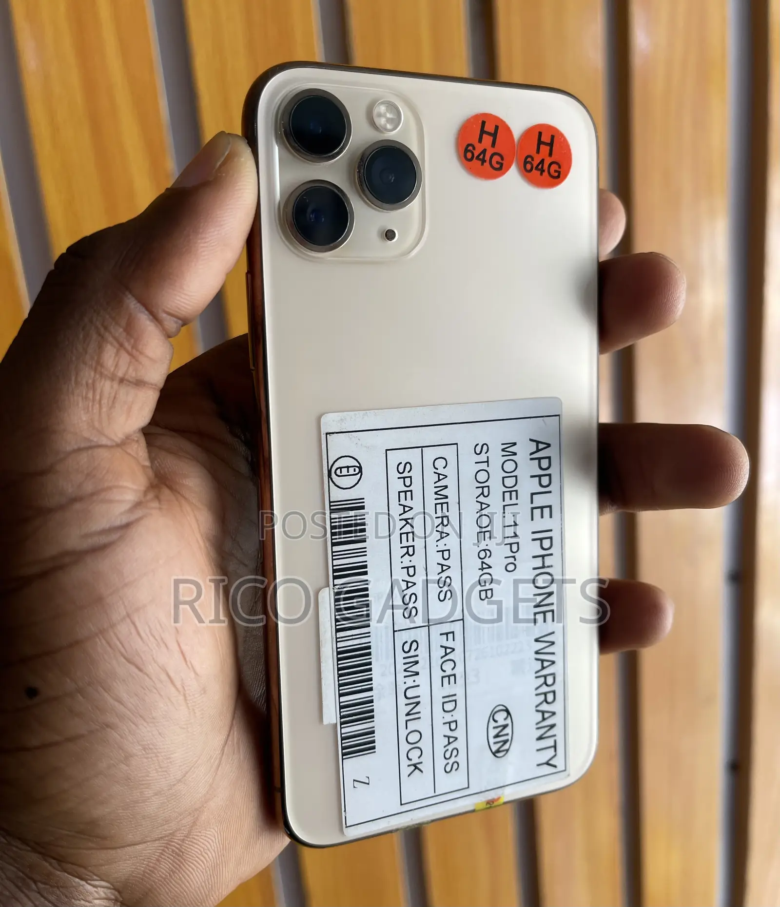 Apple iPhone 11 Pro 64 GB Gold