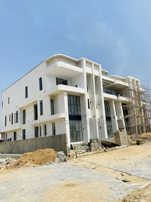 5bdrm Duplex in Lekki Phase 1 for sale