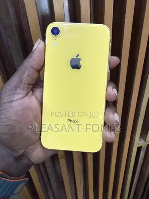 Apple iPhone XR 64 GB Yellow