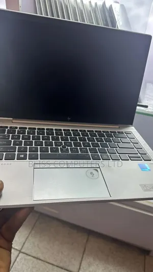 Laptop HP EliteBook 840 G8 8GB Intel Core i5 SSD 512GB
