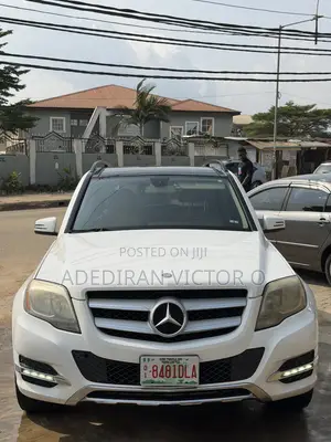 Mercedes-Benz GLK-Class 350 4MATIC 2014 White