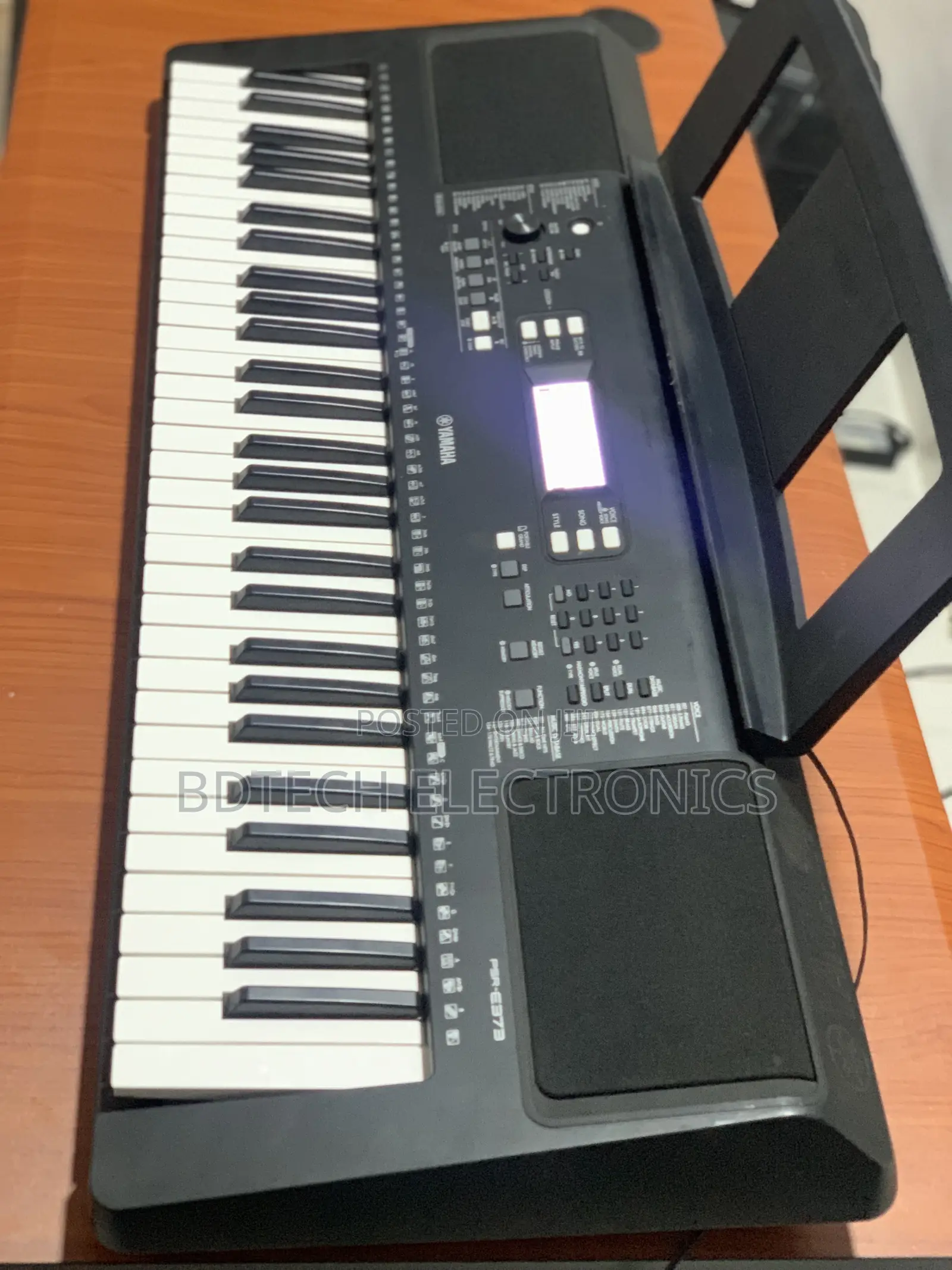 Yamaha Psr- E373 Keyboard