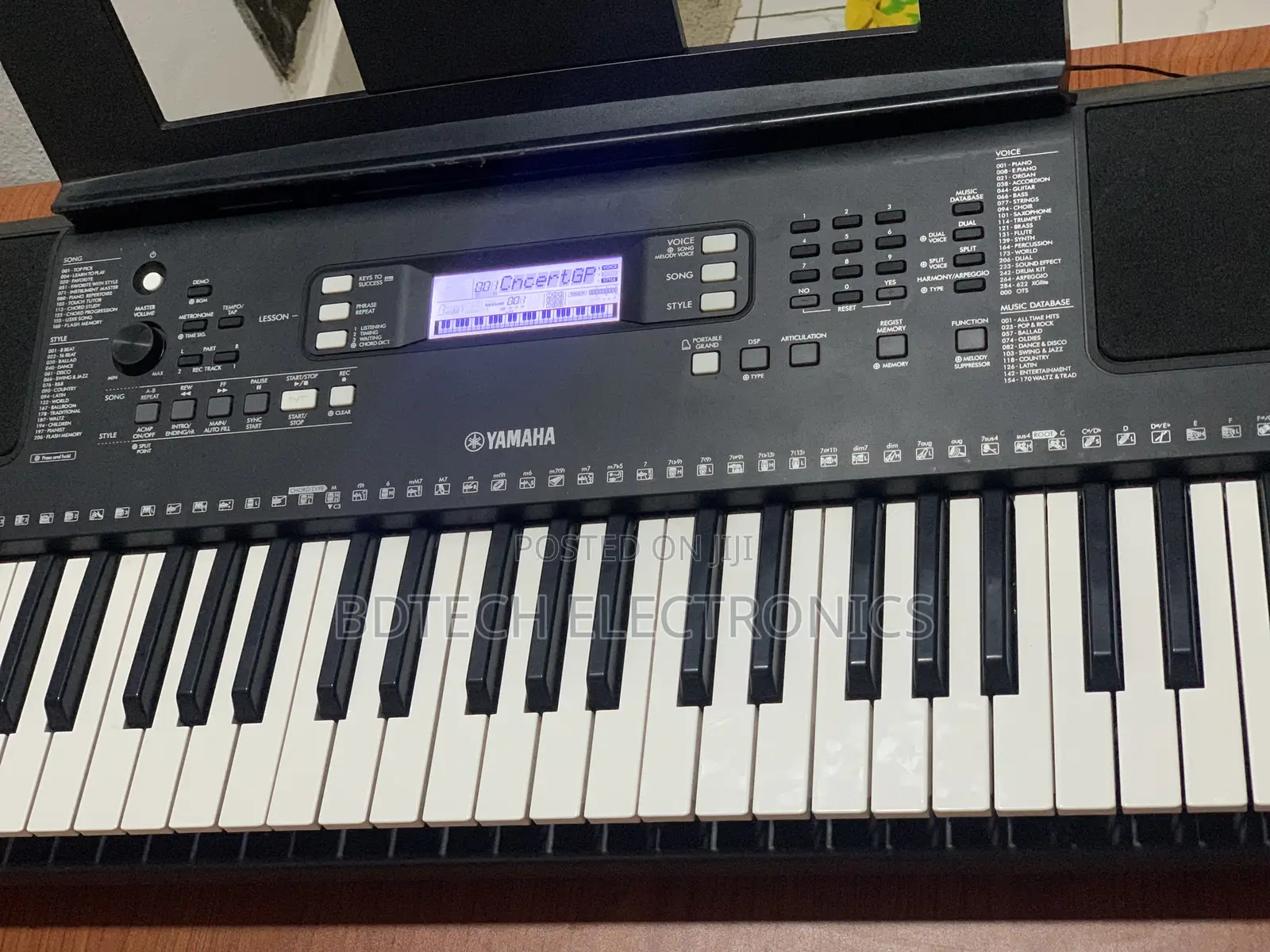Yamaha Psr- E373 Keyboard