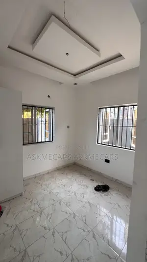 Mini Flat in Blenco, Ajah for rent