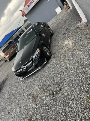 Mercedes-Benz C300 2016 Black