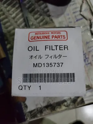 Mitsubishi Oil Fitter Md135737