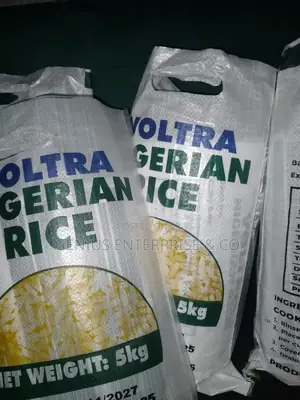 Printable Plain White Sacks in Laminated Woven Form. 5kg to 100kg