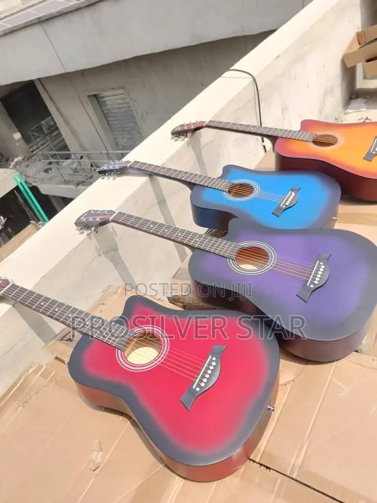 Medium Boc Guitar