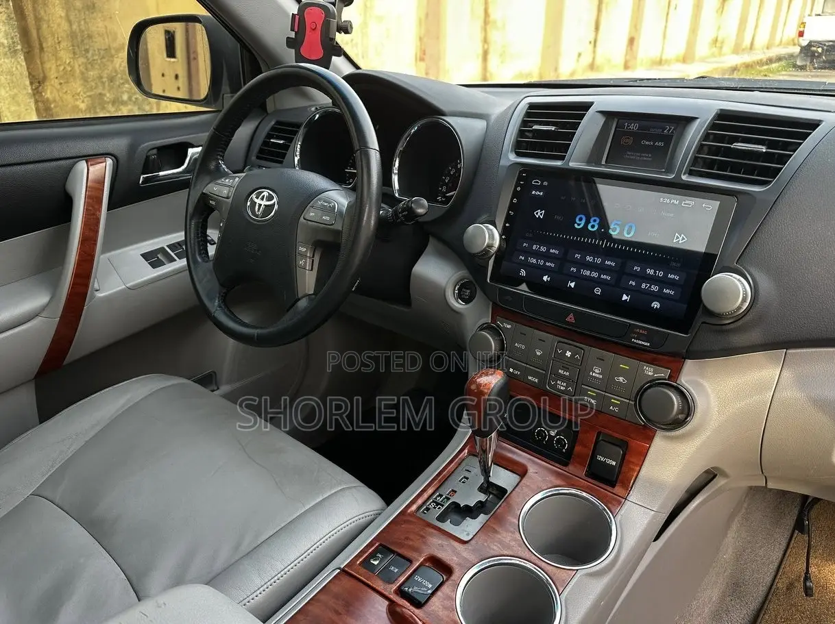 Toyota Highlander 2008 Silver
