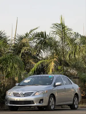 Toyota Corolla 2013 Silver