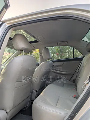 Toyota Corolla 2013 Silver