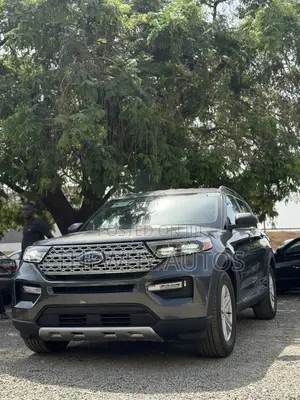 Ford Explorer XLT 4x2 2020 Gray