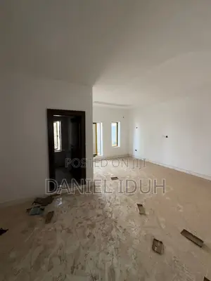 4bdrm Townhouse / Terrace in Area 11 for rent