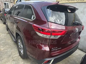 Toyota Highlander Limited Platinum 4x4 V6 (3.5L 6cyl 8A) 2017 Burgundy