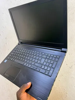 Laptop Toshiba Satellite C850 8GB Intel Core I3 HDD 320GB