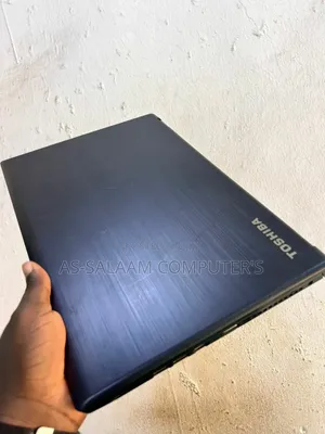 Laptop Toshiba Satellite C850 8GB Intel Core I3 HDD 320GB
