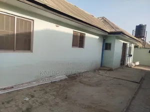 2bdrm Bungalow in Lubge, Lugbe District for rent