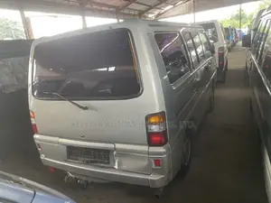 Mitsubishi L300 2002 Grey