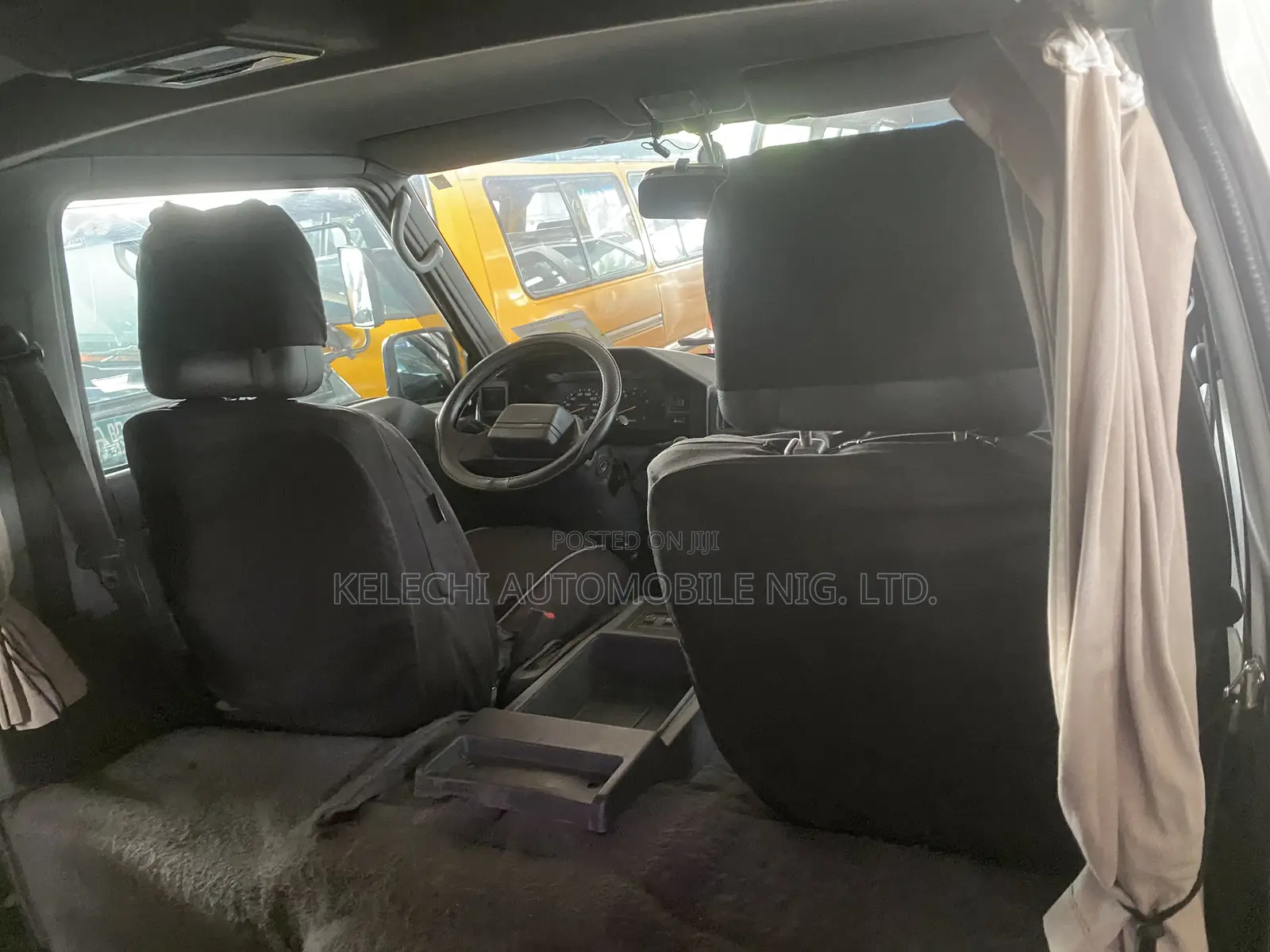 Mitsubishi L300 2002 Grey