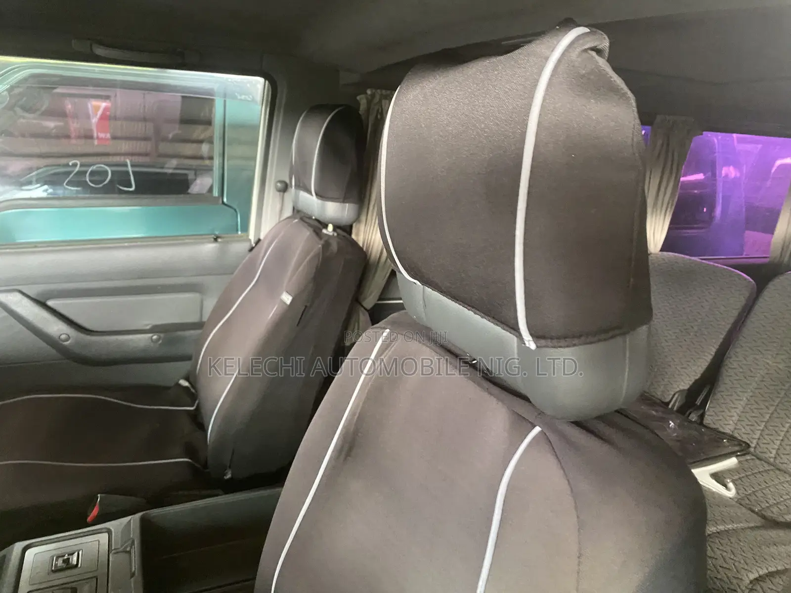 Mitsubishi L300 2002 Grey