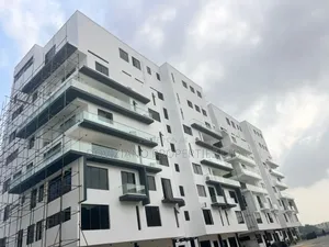 4bdrm Duplex in Banana Island for rent
