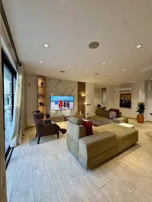 Furnished 1bdrm Apartment in Banana Island for rent