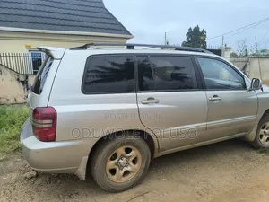Toyota Highlander 2002 Silver