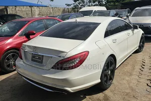 Mercedes-Benz C300 2015 White
